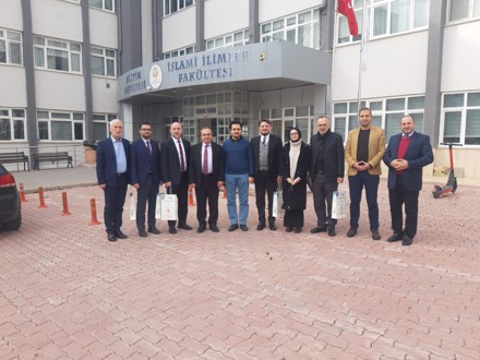 Priştine Üniversitesi İslami İlimler Fakültesi Dekanı Prof. Dr. İslam Hasani fakültemizi ziyaret etti.